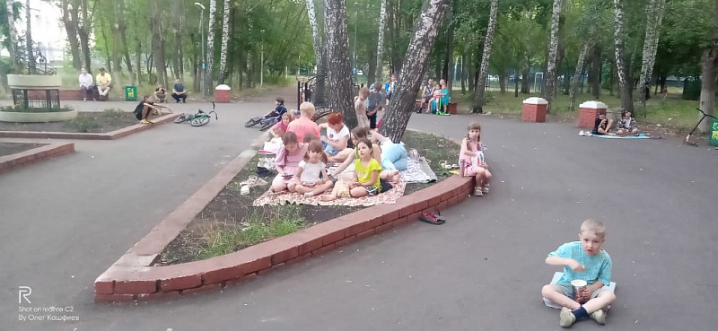 В Центральном районе продолжаются уличные показы мультфильмов