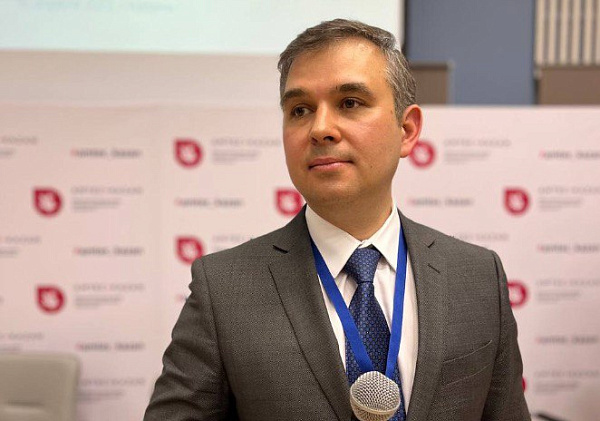 Табиб Марат Мөхәммәдиевка мактаулы исем бирделәр