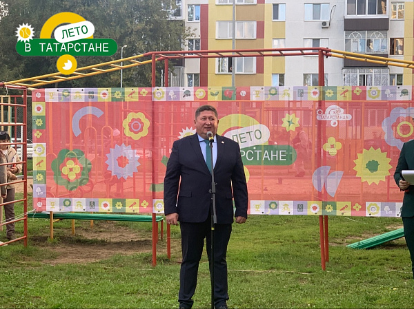 Автозавод районында ишегалды бәйрәме узды