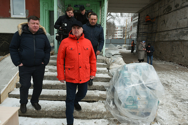 Наил Мәһдиев торак йортын реконструкцияләү барышы белән танышты