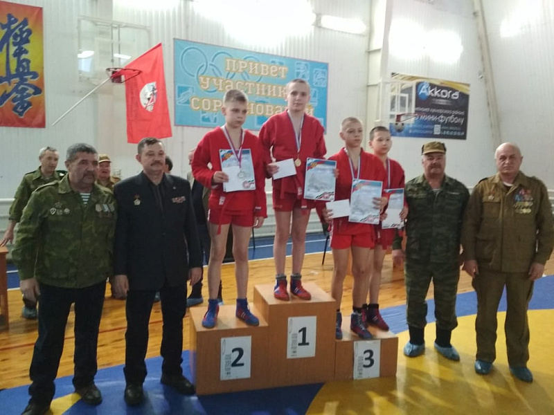 Юные спортсмены Челнов завоевали призовые места в турнире по самбо