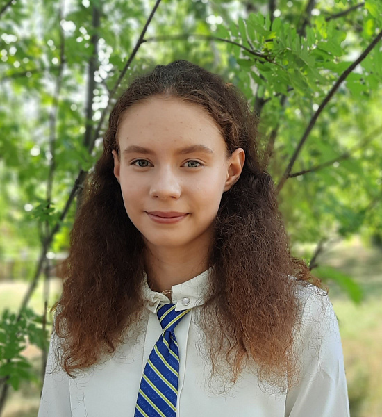 Выпускница Набережных Челнов сдала ЕГЭ по истории и обществознанию на 100 баллов