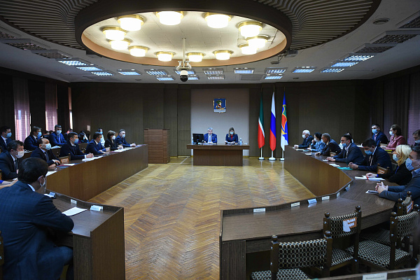 Депутаты Челнов провели совместное заседание пяти постоянных комиссий Городского Совета
