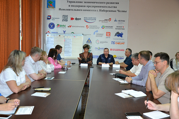 Челнинским предприятиям рассказали о проекте «Производительность труда»