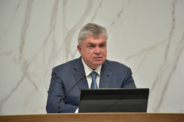 Помощник мэра Илья Зуев покидает должность