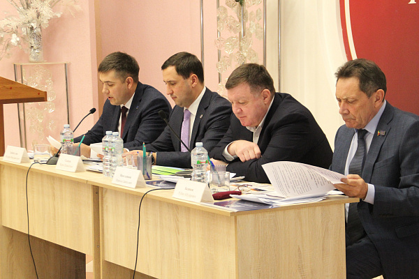 Традицион халык белән очрашулар башланды