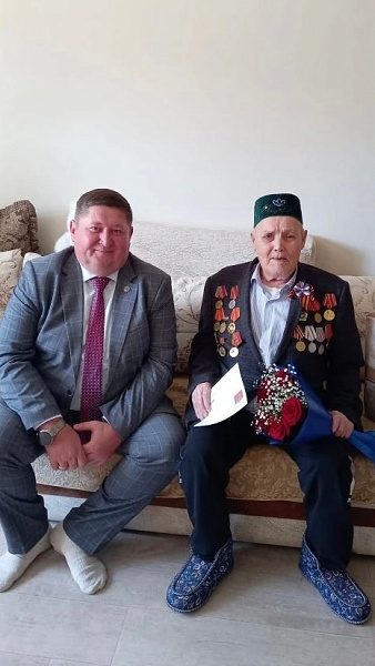 99 лет исполнилось ветерану Тагиру Юсупмурзиновичу Мурзину