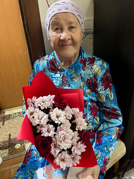 Челнинка отметила 100-летний юбилей