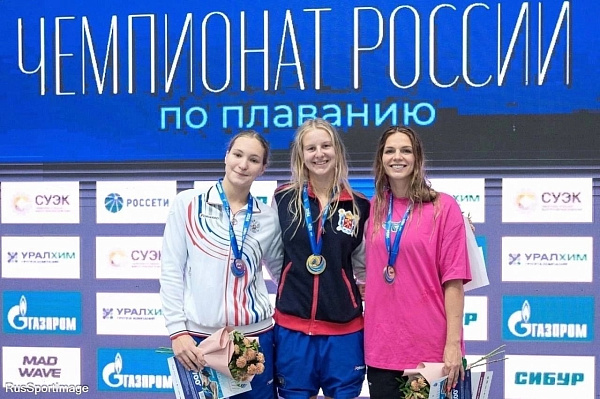 Чаллы кызы йөзү буенча ярышларда көмеш медаль яулады