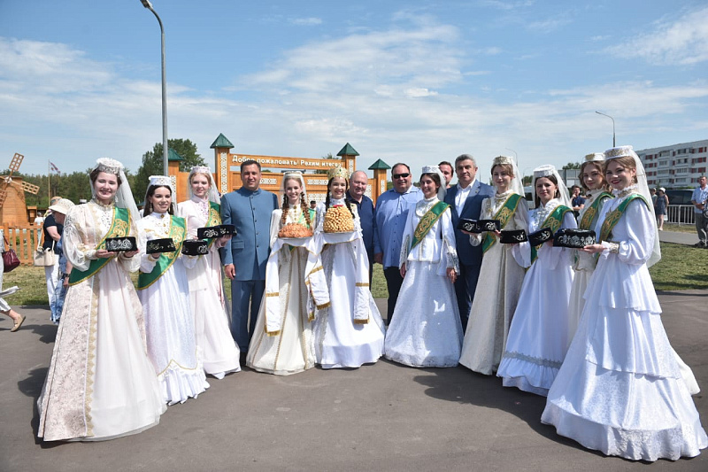Красавицы Сабантуя наградят главного батыра праздника