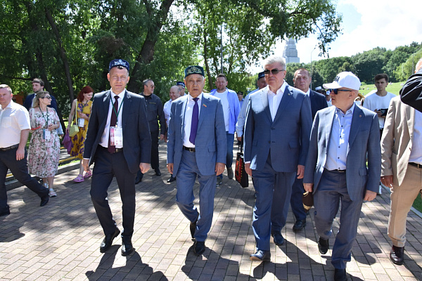 Челнинцы организовали московский Сабантуй (фоторепортаж)