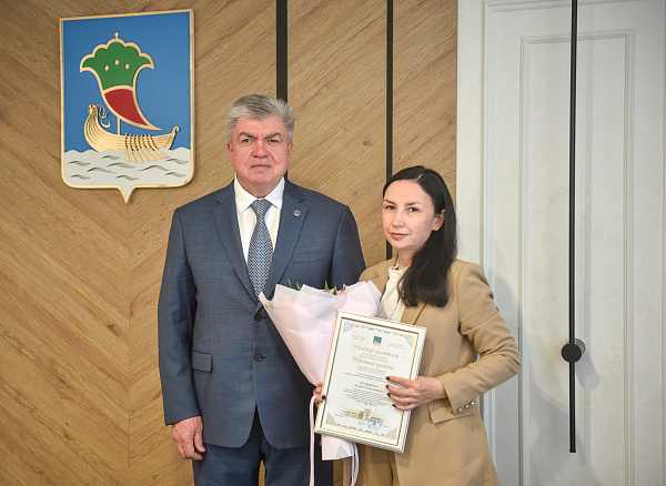 Кадрлар үзгәреше