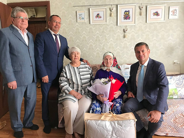 Бөек Ватан сугышы ветеранына 90 яшь тулды