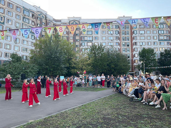 В 31 комплексе прошел праздник двора