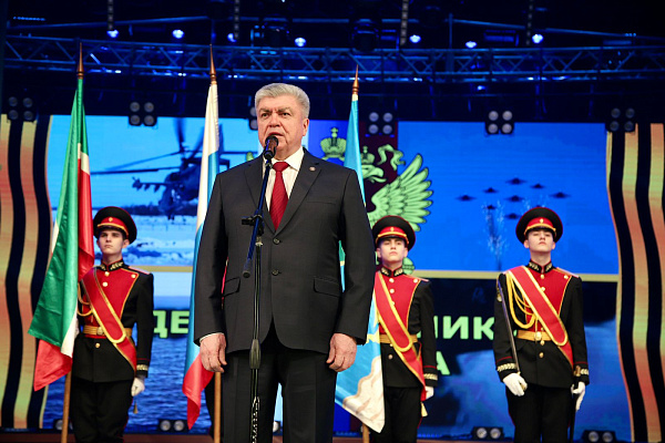 Махсус хәрби операциядә һәлак булган хәрбиләрнең туганнарына Батырлык Ордены тапшырдылар
