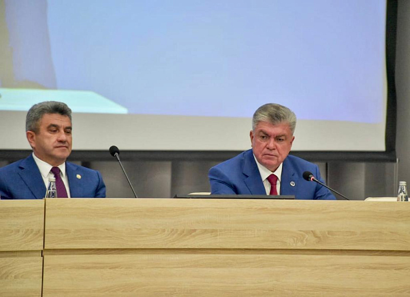 Как в челнинской школе №42 наладили работу по поиску педагогов