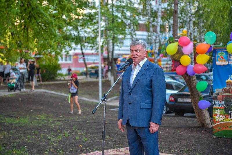 В 24 комплексе прошел красочный праздник двора