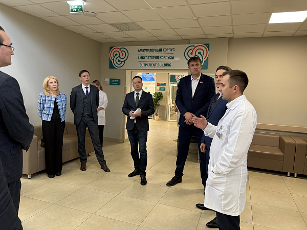 Яр Чаллыда депутатлар гражданнарны ташламалы дарулар белән тәэмин итү мәсьәләсе буенча фикер алышты
