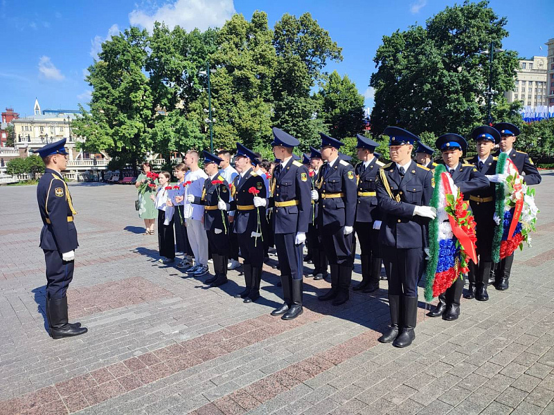 Челнинские постовцы возложили венки на Красной площади