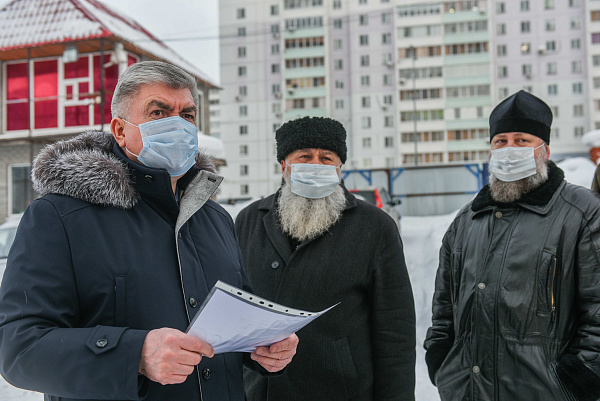 Наиль Магдеев побывал на строительной площадке православной гимназии