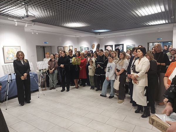 В Набережных Челнах открылась фотовыставка о борьбе с раком