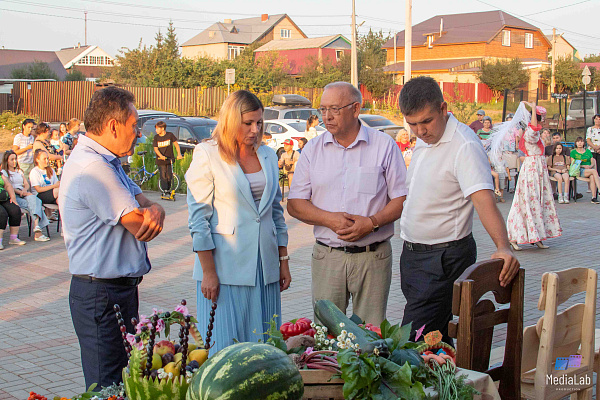 В пос.Суар организовали праздник "Арбуз-карбыз"